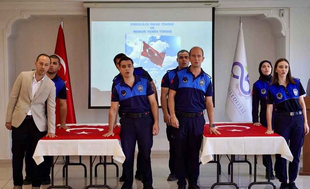 Yemin Heyecanı Ve Emeklilik Gururu Aynı Törende Yaşandı