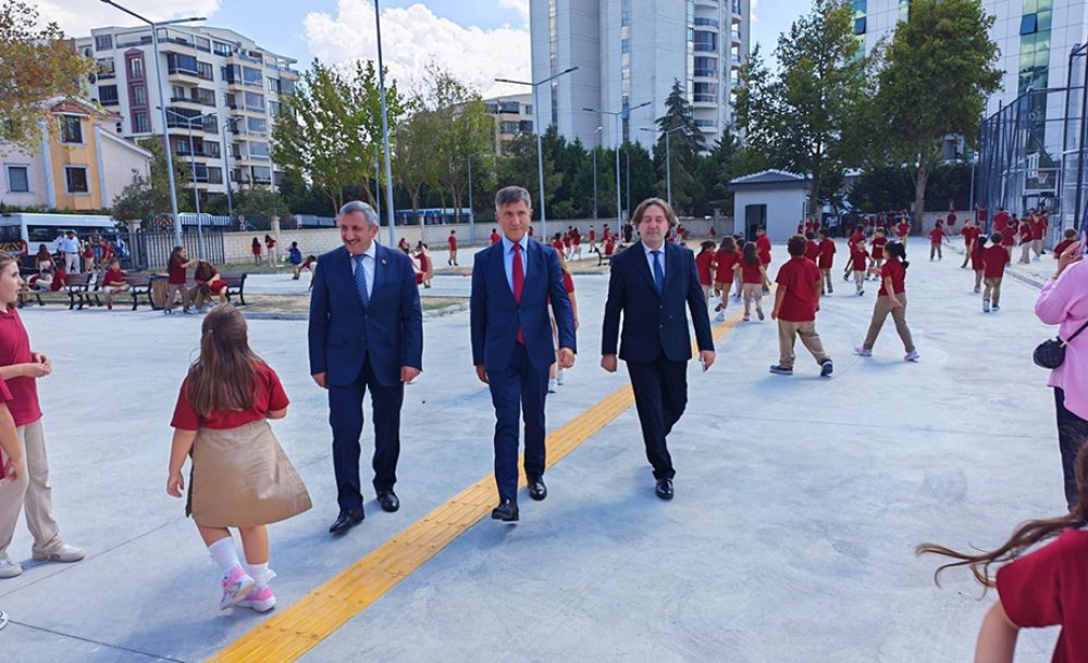 Yen Eğitim Yılında Kaymakam Erten Okulları Ziyaret Etti