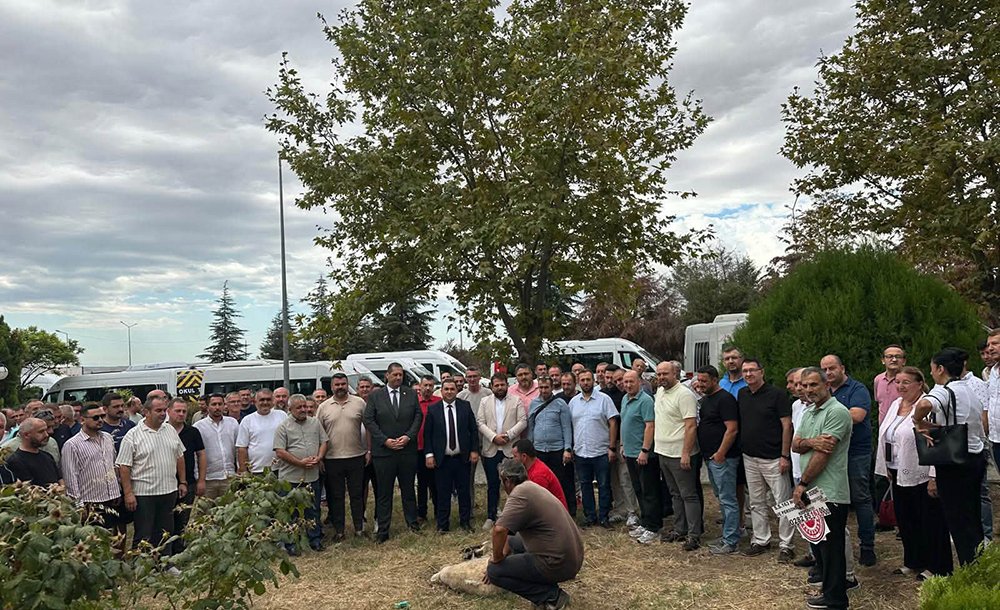 Yeni Eğitim Yılına Kurban Keserek Başladılar