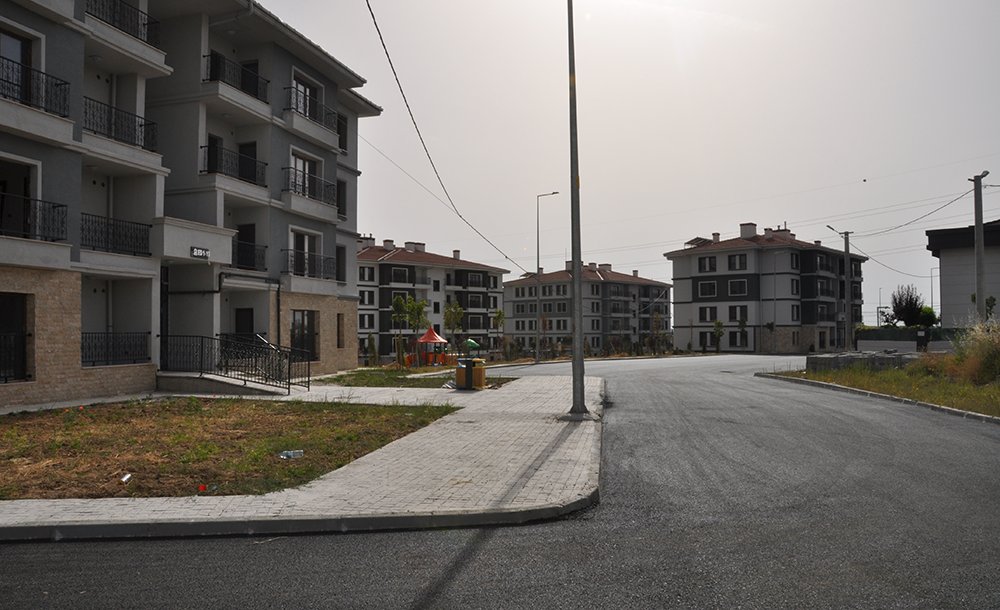 Yeni̇ Mahalleye “Si̇nan Dede” İsmi̇ Veri̇ldi̇