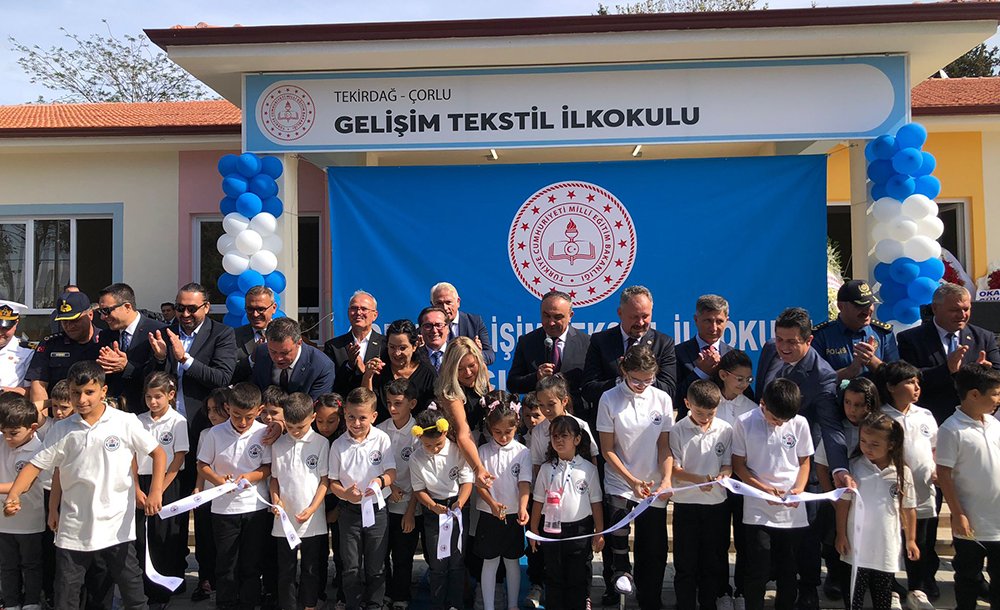 Yeni Okul Açılışıyla Ders Zili Çaldı 