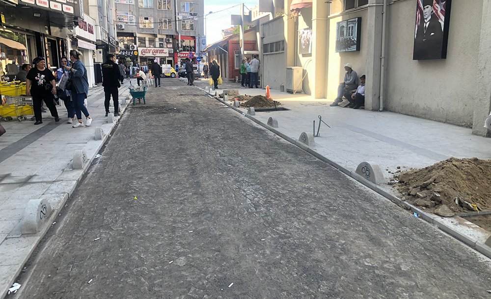 Yeni Yapılan Yolda Bozulmalar Başladı