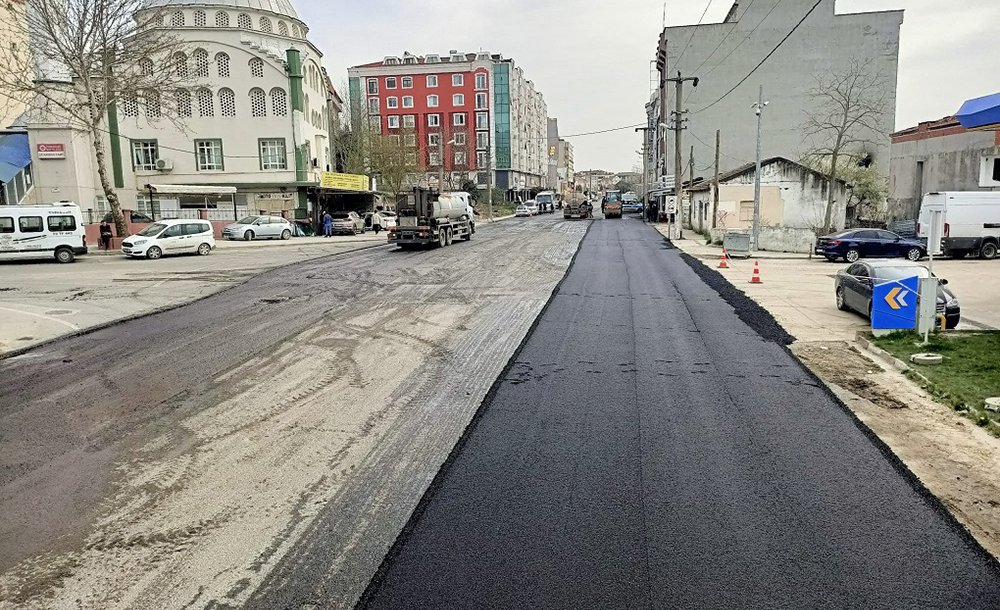 Yol Çalişmalarina Hiz Verdi̇k