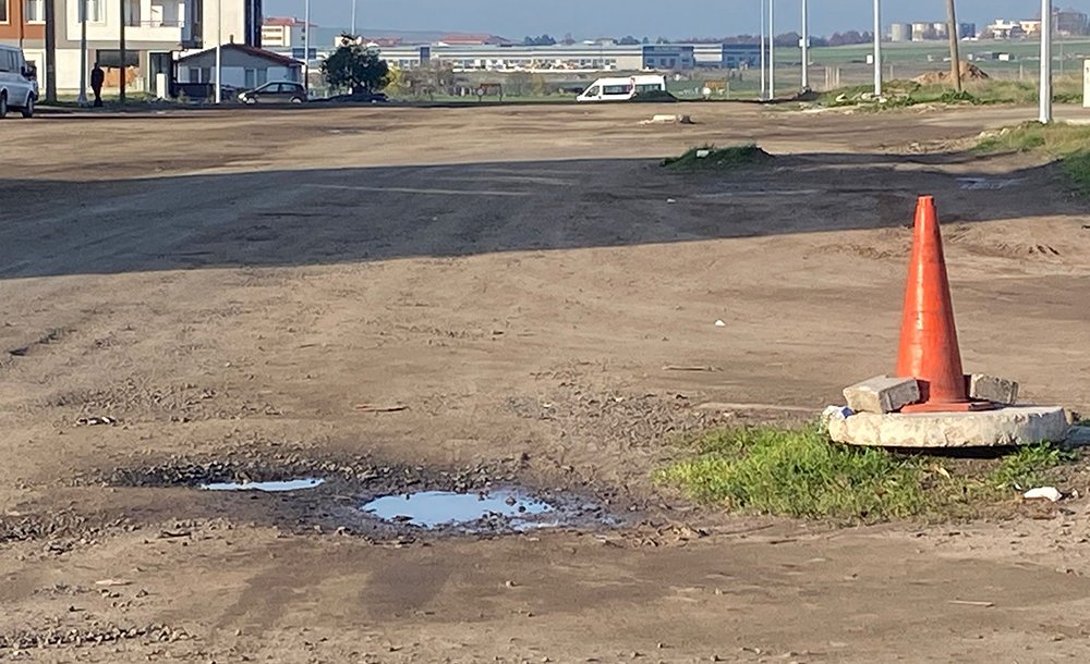 Yol Değil Mayın Tarlası!