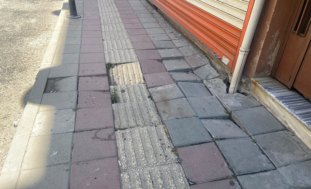 Yoldaki Çalışmalar Yarım Yamalak Yapıldı 