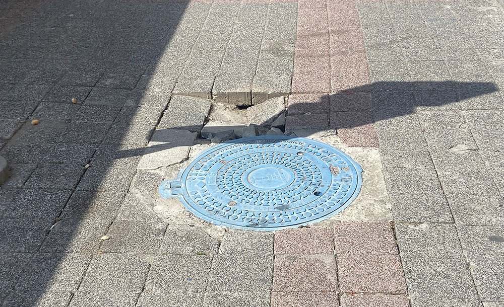 Yürürken Aman Dikkat Düşebilirsiniz!