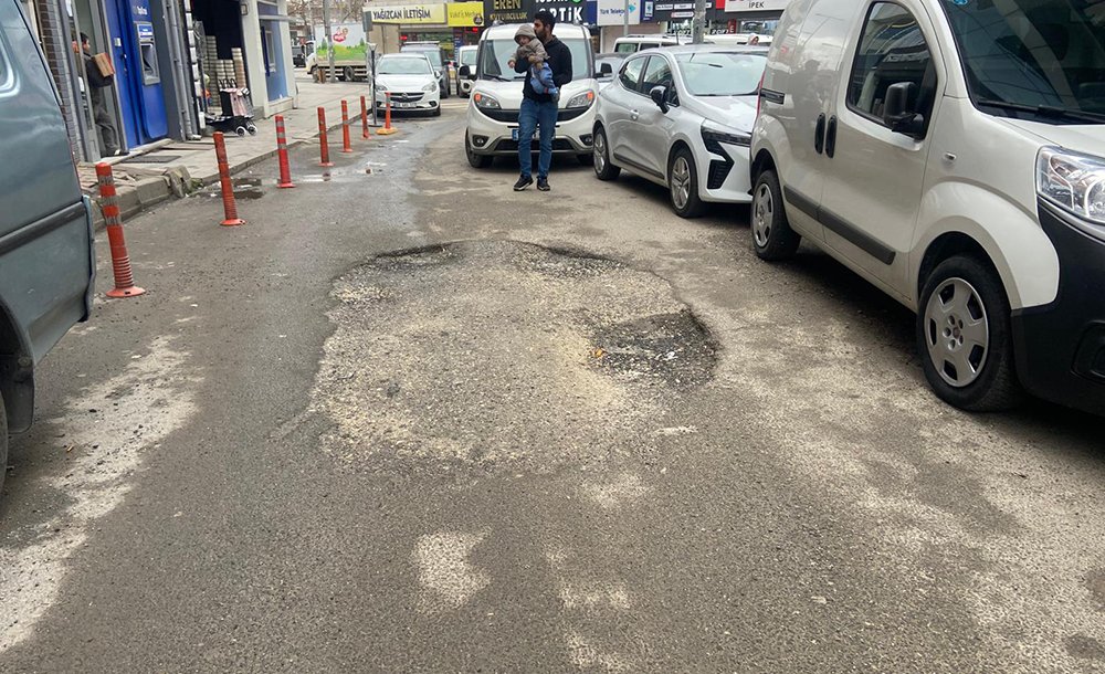 6 Aydır Yapılmayan Yol Nihayet Yapıldı