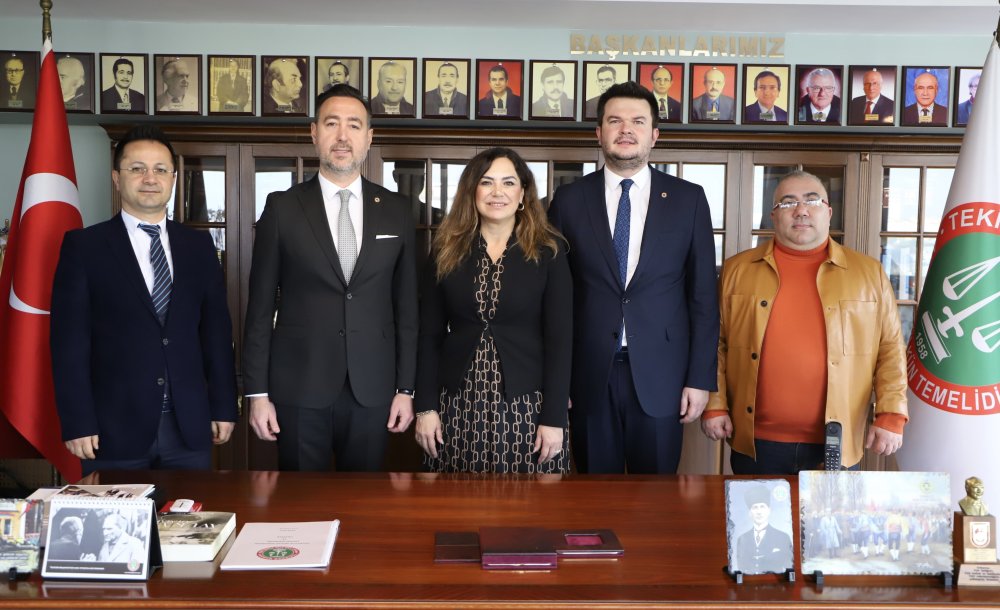 Başkan Yüceer'den Baroya Ziyareti