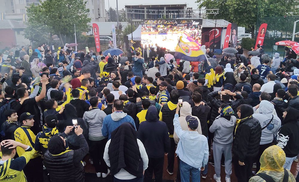 Basketbolda Fenerbahçe Avrupa Şampiyonu Oldu