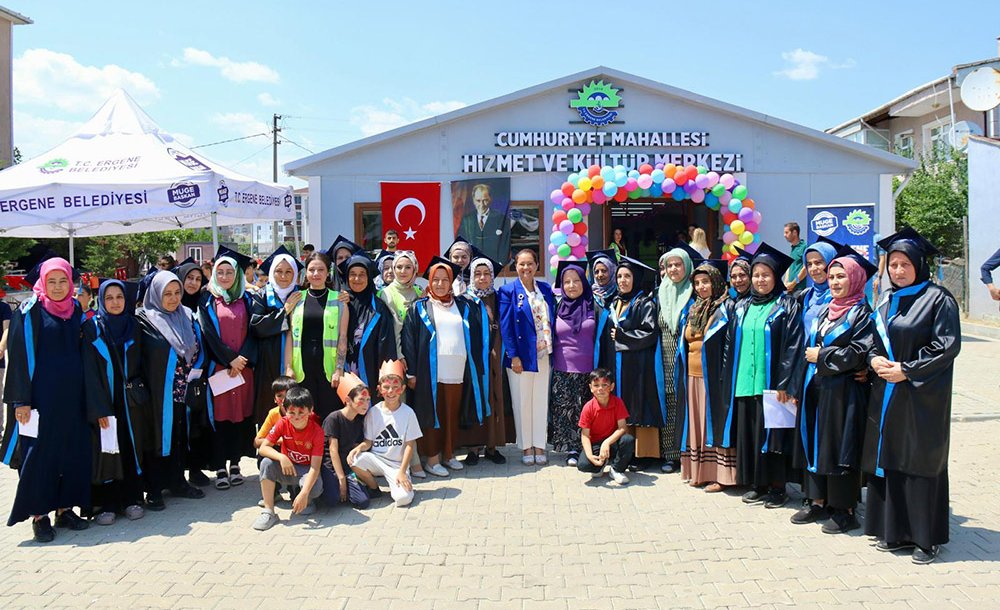 Kadınlara Yönelik Okuma Yazma Kursu İlk Mezunlarını Verdi