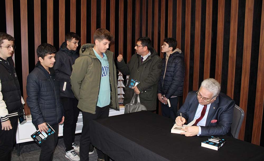 Konferansta ‘Yapay Zeka Ve İnsanlığın Geleceği' Konuşuldu - 3