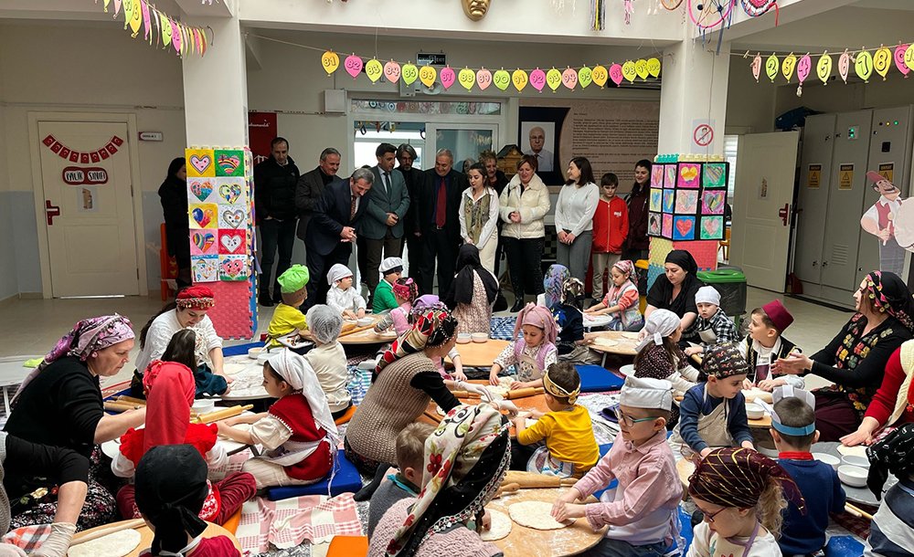 Minik Öğrenciler Ramazan Pidesi Yaptı - 1