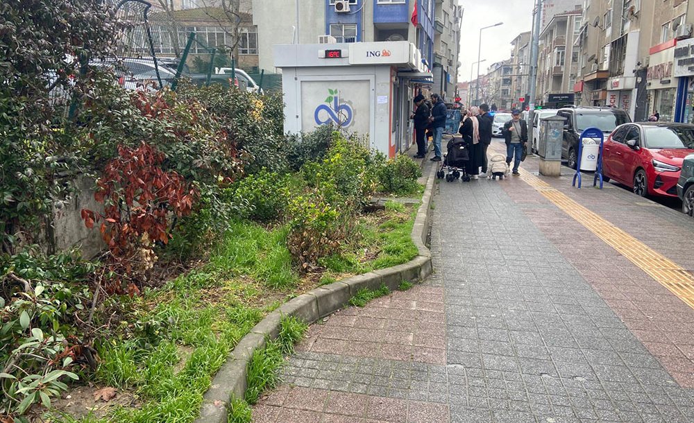 O Telefon Kulübesi Artık Yok - 1