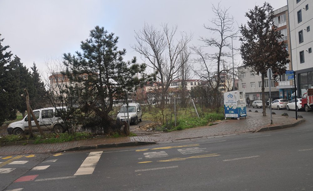 Okul Beklenirken Otopark Oldu - 2