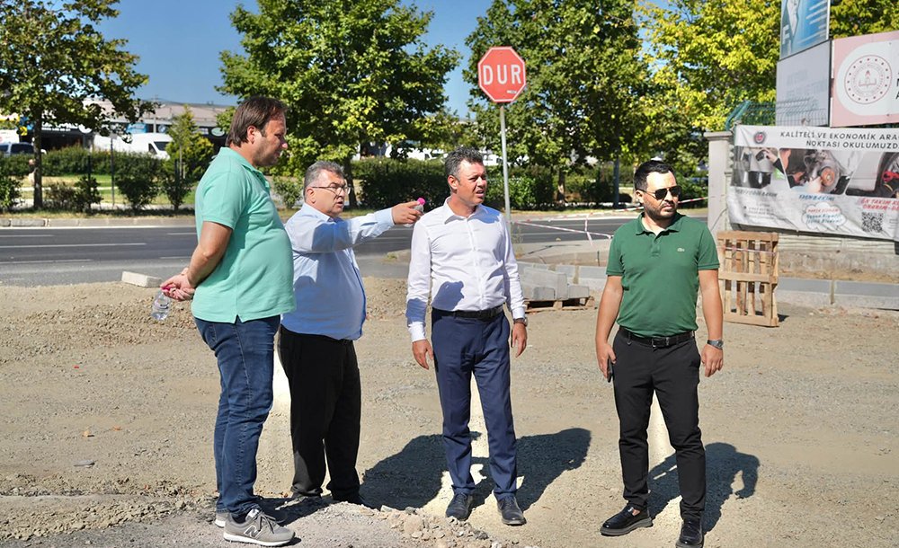 Okullar Bölgesinde Yol Çalışmaları Sürüyor