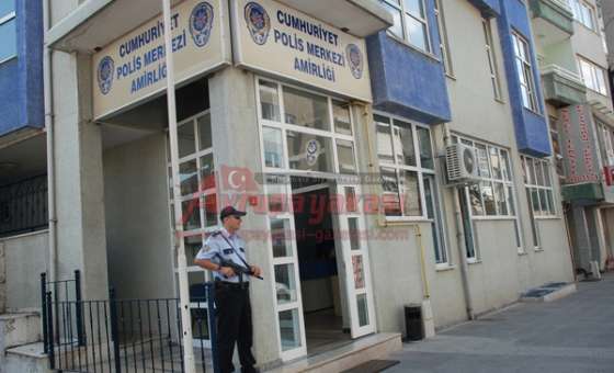 Okul Yöneticisi Ve Büfeci Öğrencilerin Sigara İçmesi Nedeniyle Karakolluk Oldu