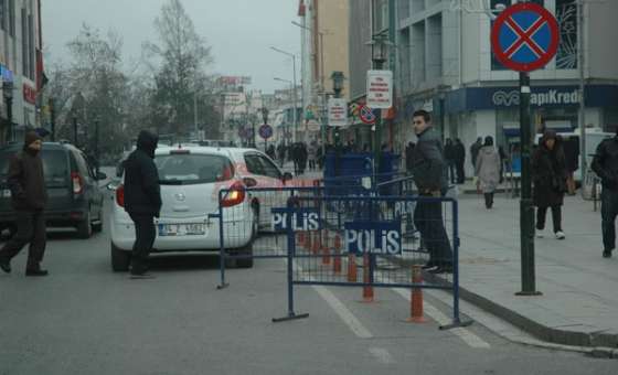 Güvenlik İçin Mi? Trafik İçin Mi? - 2
