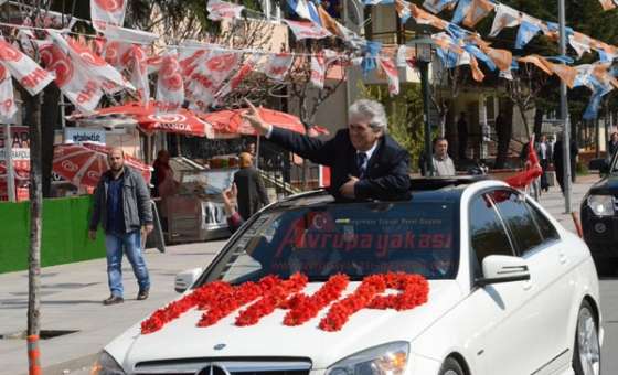 Partilerden Son Gün Konvoyu