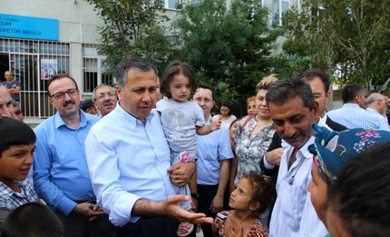 Tekirdağ Valisi Yerlikaya Aydoğdu Mahallesi Sakinleri Ile Sorunlarını Görüştü