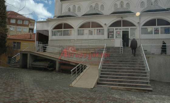 Çorlu Ulu Cami'ye Engelli Rampası - 1