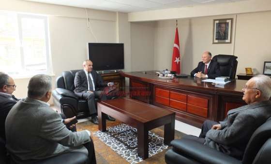 Kaymakam Kılıç`tan Ak Parti Çorlu İlçe Teşkilatı `na Ziyaret