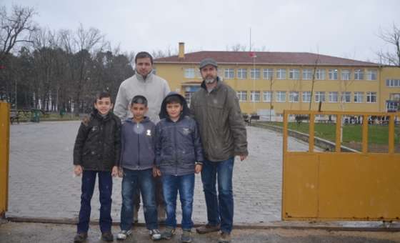 Okula Gitmiyorlar