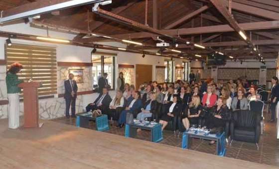 "türk Kadınının İş Hayatındaki Yeri Ve Önemi" Konferansı