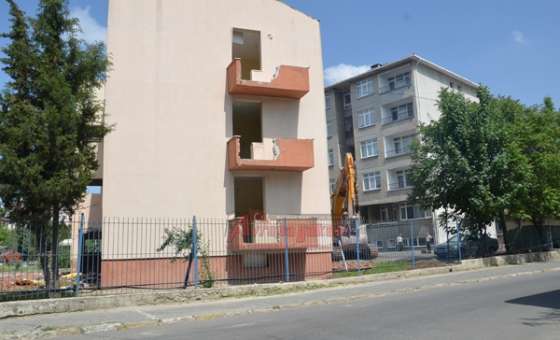 Askeri Lojmanlar Yıkılıyor - 1