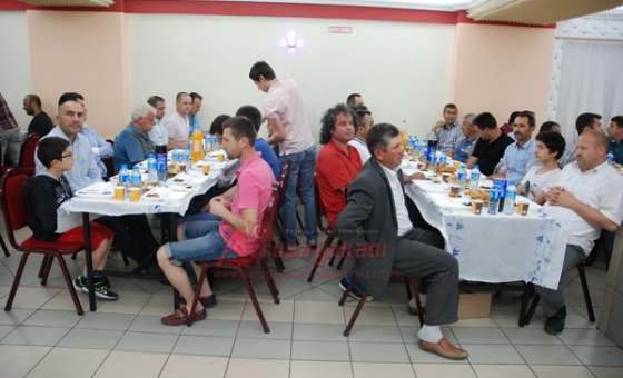 Çorlu Evcil Kanatlılar Derneği`nden İftar Yemeği - 3