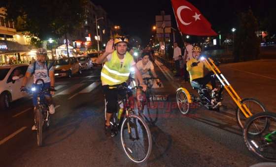 Bisikletçiler Teröre Lanet Okudu - 2