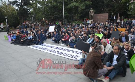 Ankara`da Ölenler Çorlu`da Anıldı - 4