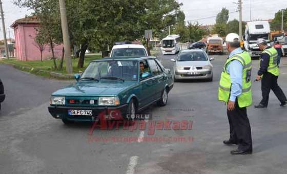 Çorlu Polisinden Trafik Uygulaması - 2
