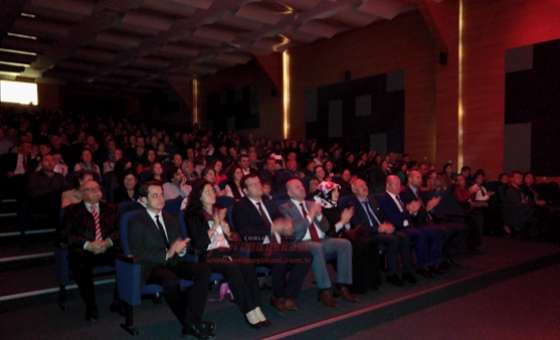 Aka Koleji`nde 29 Ekim Cumhuriyet Bayramı Kutlandı