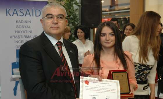 Gizli Kalemler Ödüllendirildi - 1