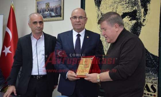 Milletvekili Seçilen Metin Akgün Çorlu Tso Üyelerine Veda Etti - 1