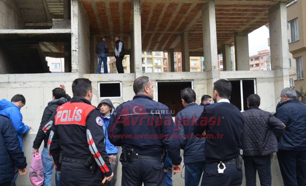 İnşaata Çıkıp İntihar Etti - 1
