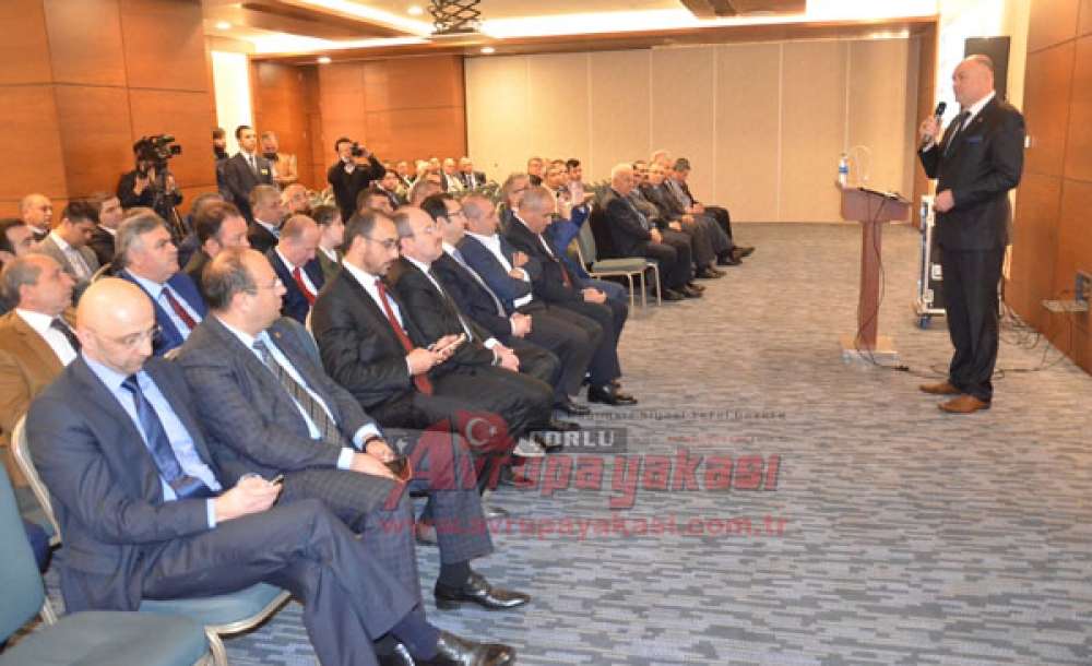 Ak Parti İzmir Milletvekili Mustafa İbrahim Turhan:“Herkesin Gözü Türkiye`ye Dönmüş Durumda” - 1