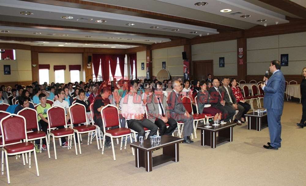 Ergene`de Öğrenci Ve Velilere Uzman Psikolog Danışmanlık Hizmeti Sunuluyor