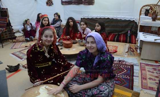 Furtuni Ve İsak Pinhas Ortaokulu Resim Kulübü'nden Çanakkale Sergisi - 6