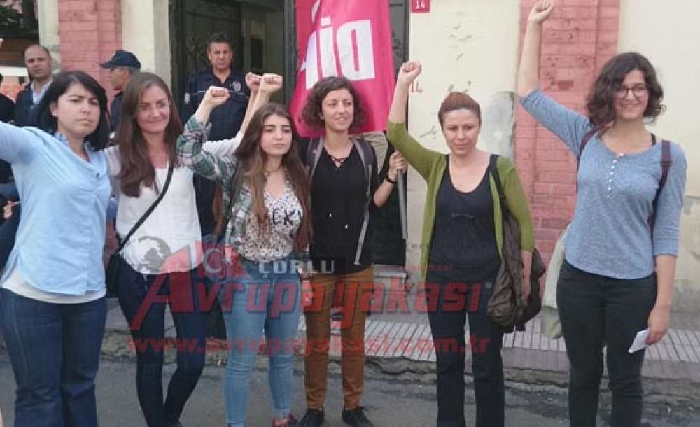 Çorlu Ağır Ceza Mahkemesi`nde Yargılanan Dip`li Kadınlara Destek Açıklaması - 2