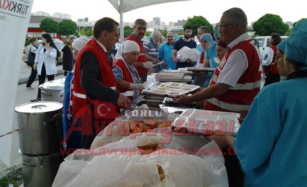 Kızılay Çorlu Devlet Hastanesi'nde İftar Düzenledi - 1