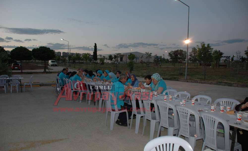 Kızılay Çorlu Devlet Hastanesi'nde İftar Düzenledi - 2