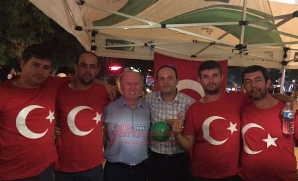 Yeşilay Tekirdağ Şube Başkan'ı Şener Çelikayar:“Milletin Kaderini Milletin Kararı Belirler” - 1