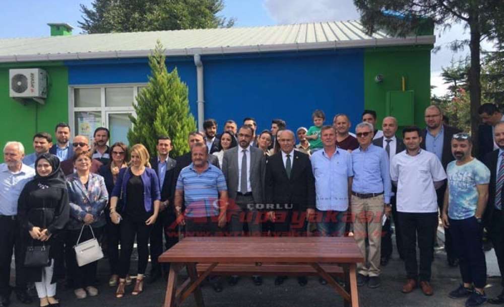 Ak Parti'de Bayramlaşma - 1