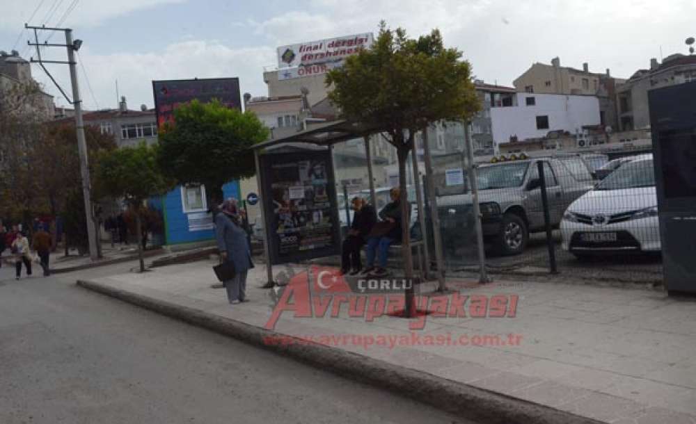 Otobüsler Yine Çalışmadı - 1