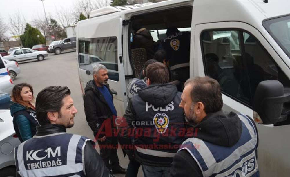 11'i Çorlu'dan 22 Doktor Gözaltında - 1