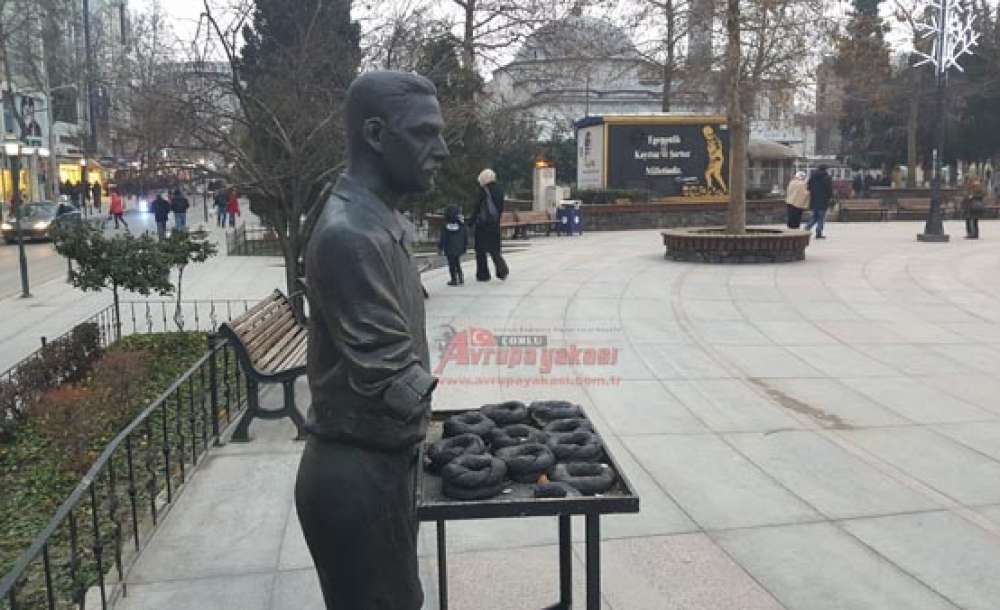 Ne Çektin Be Simitçi - 1
