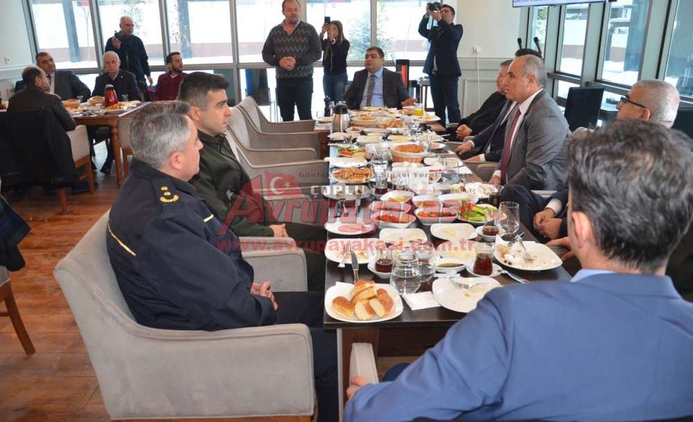 Gazeteciler Kahvaltıda Buluştu - 1