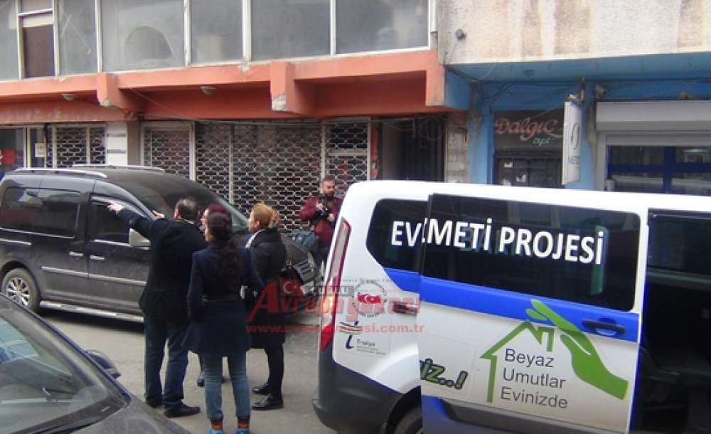Yaşlı Kadın İçin Seferber Oldular - 3