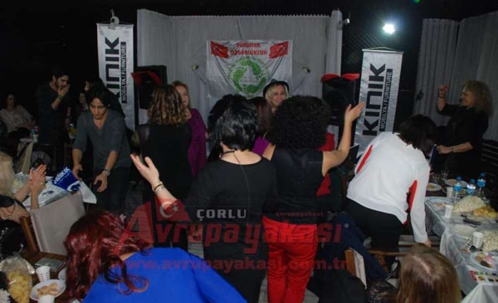 Kınık Mobilya'dan Kadınlar Günü Eğlencesi - 1